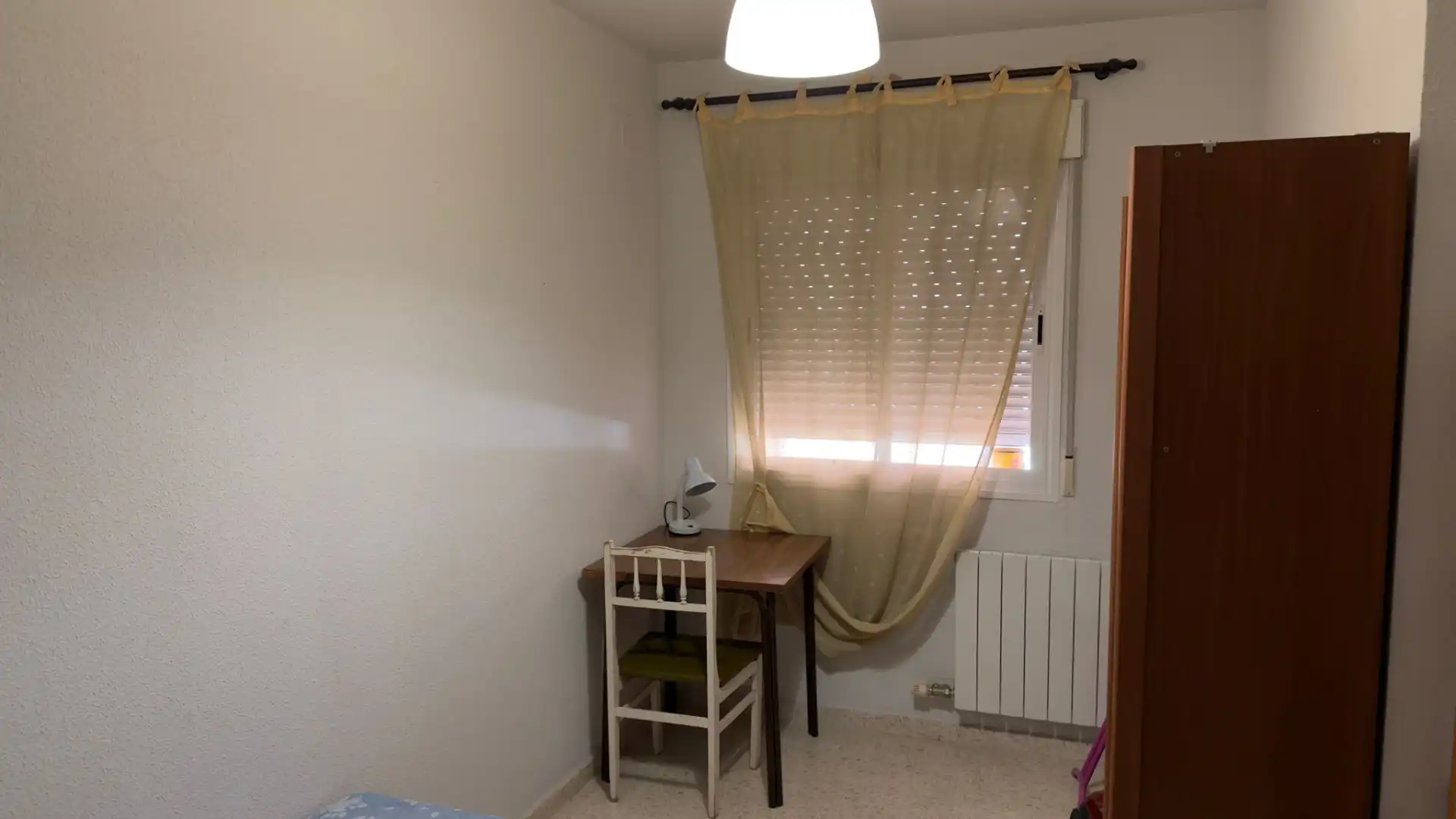Schlafzimmer von Wohnung zur Miete in Granada mit Heizung, Privatgarten und Möbliert