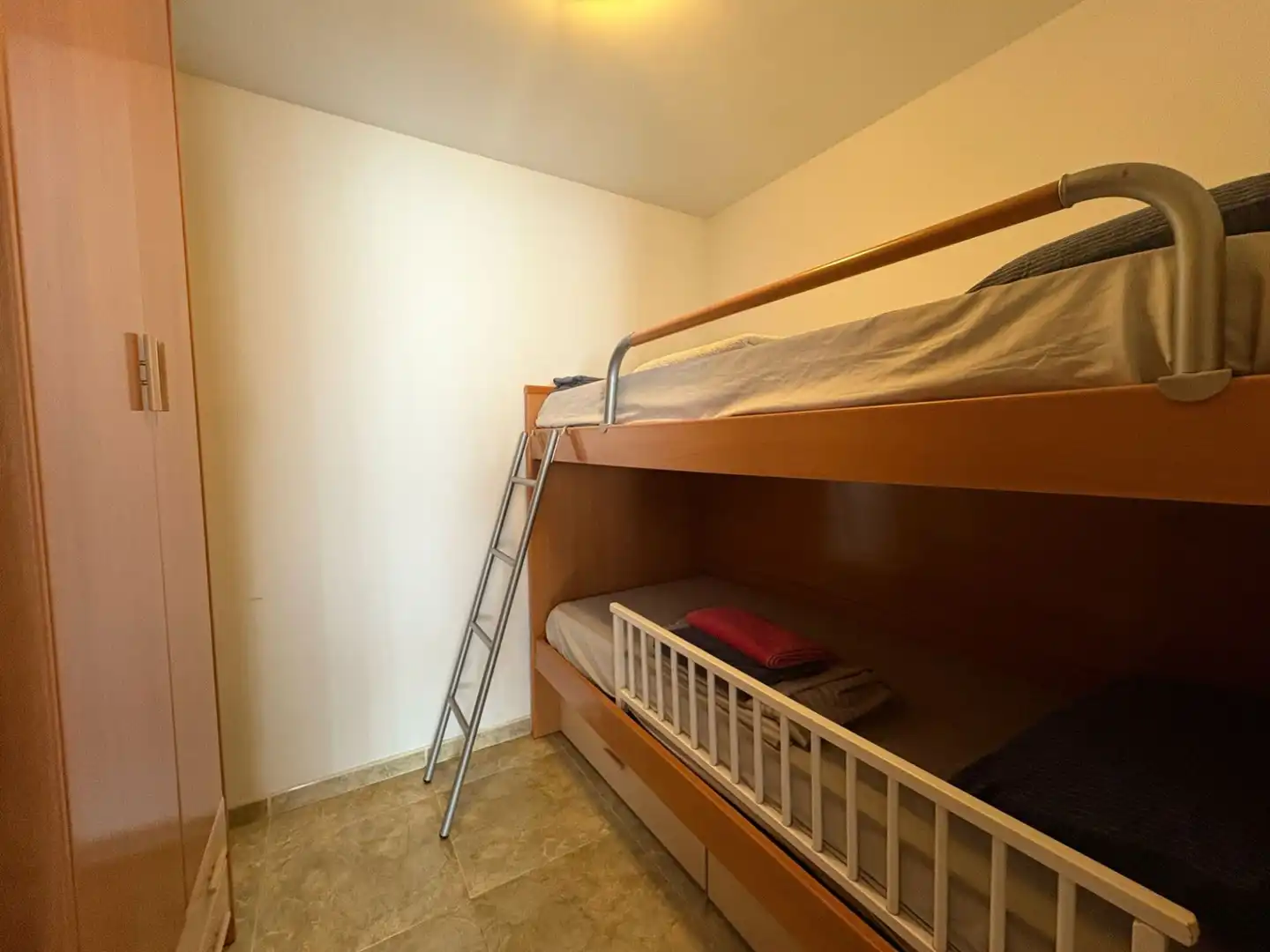Dormitori de Pis en venda en Lloret de Mar amb Calefacció, Moblat i Balcó