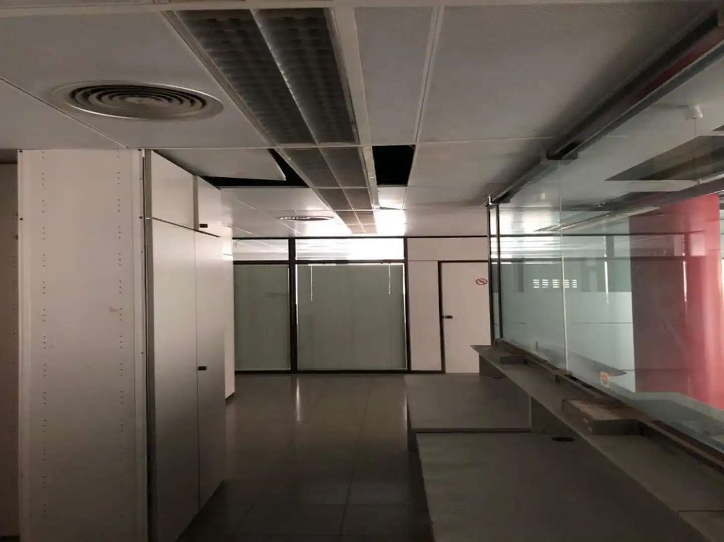 Local comercial en venda a Viladecans - Ricard Serrajordia, imagen 2