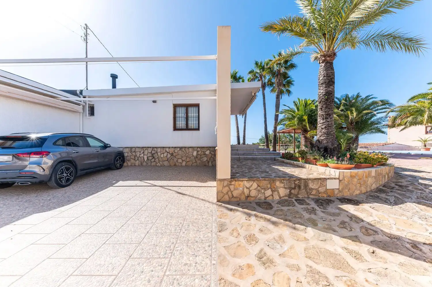 Vista exterior de Casa o chalet en venta en Villajoyosa / La Vila Joiosa con Jardín privado, Terraza y Piscina comunitaria