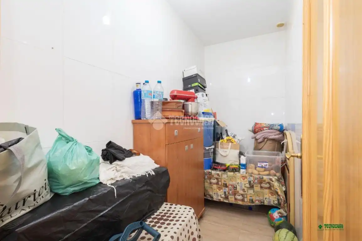 Piso en venta en Almería con Aire acondicionado