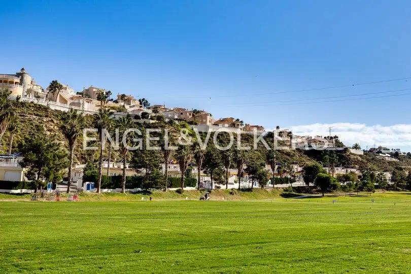 Vista exterior de Àtic en venda en Rojales amb Aire condicionat, Calefacció i Terrassa