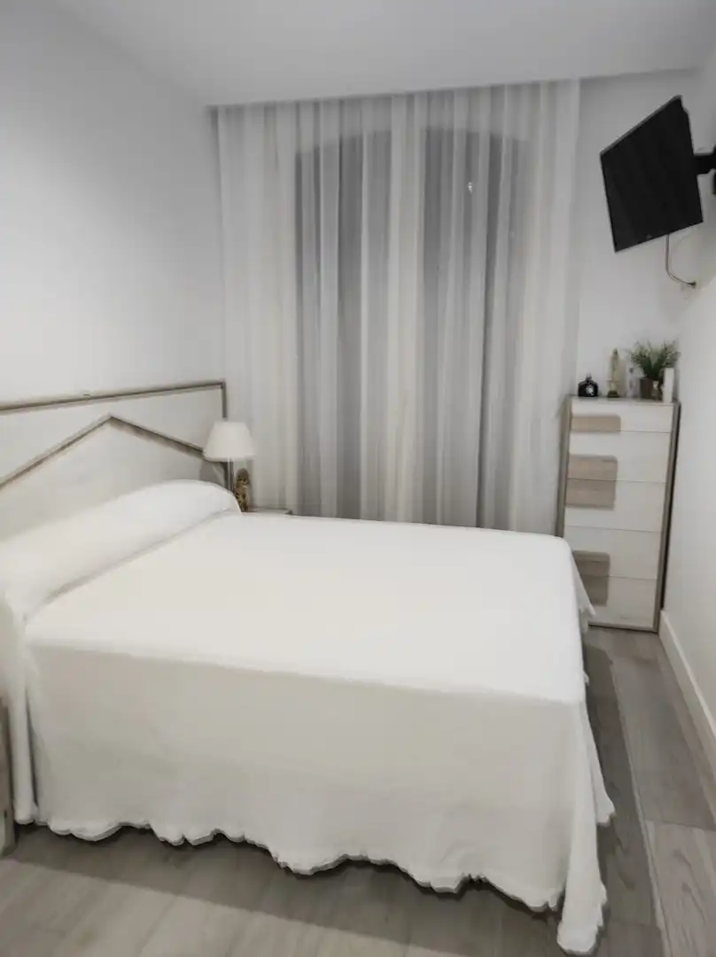 Schlafzimmer von Wohnung zum Verkauf in Monzón mit Klimaanlage, Heizung und Möbliert