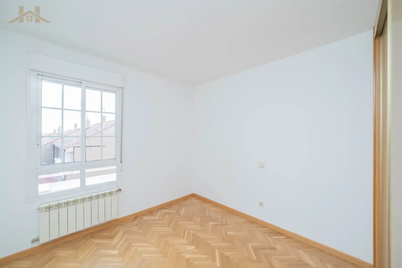 Habitación de Casa o chalet en venta en Arroyomolinos (Madrid) con Calefacción, Jardín privado y Parquet