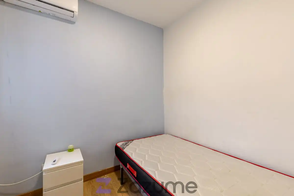 Bedroom of Flat for rent in Madrid  with Air Conditioner, Parquet flooring and Terrace
