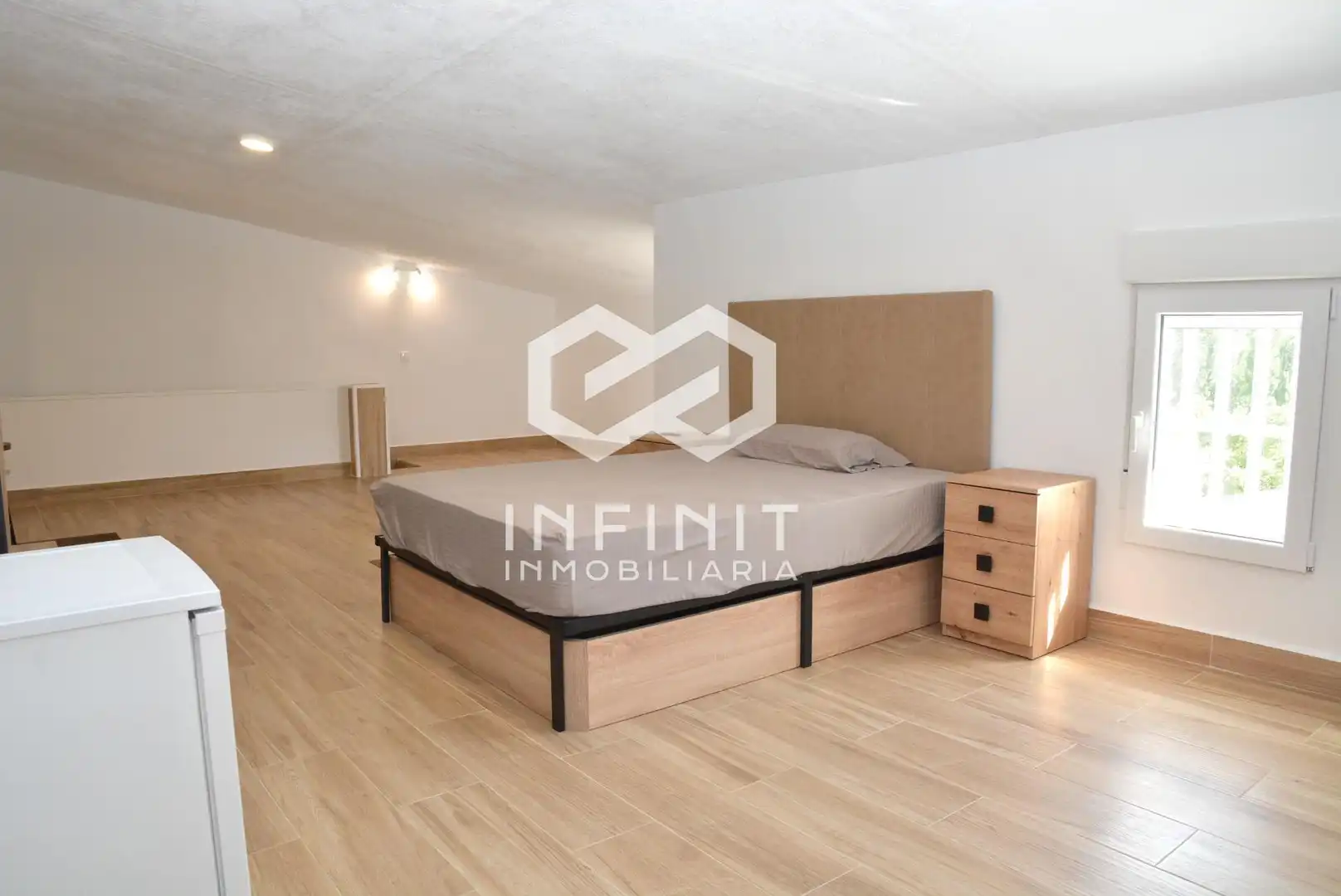 Bedroom of Houses for sale in Mazuecos  with Air Conditioner and Balcony
