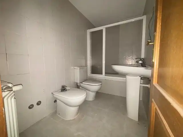 Baño de Dúplex en venta en Castellón de la Plana / Castelló de la Plana con Calefacción y Terraza