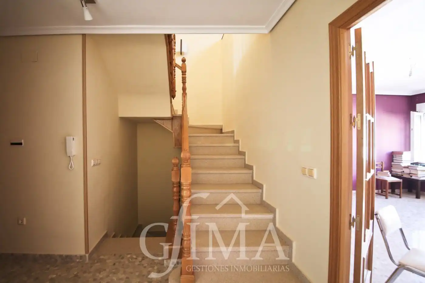 Casa adosada en venta en Tomelloso