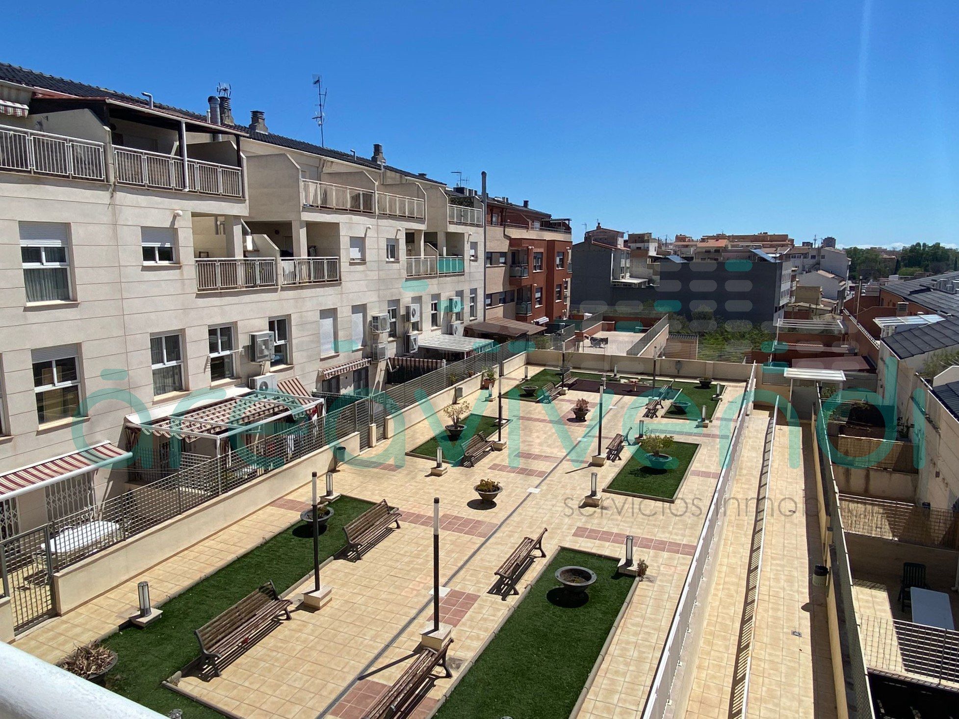 Vista exterior de Dúplex en venda en Castellón de la Plana / Castelló de la Plana amb Aire condicionat, Calefacció i Terrassa