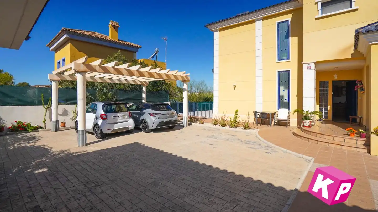 Casa con piscina en venta en Dencarnita Alonso, imagen 9