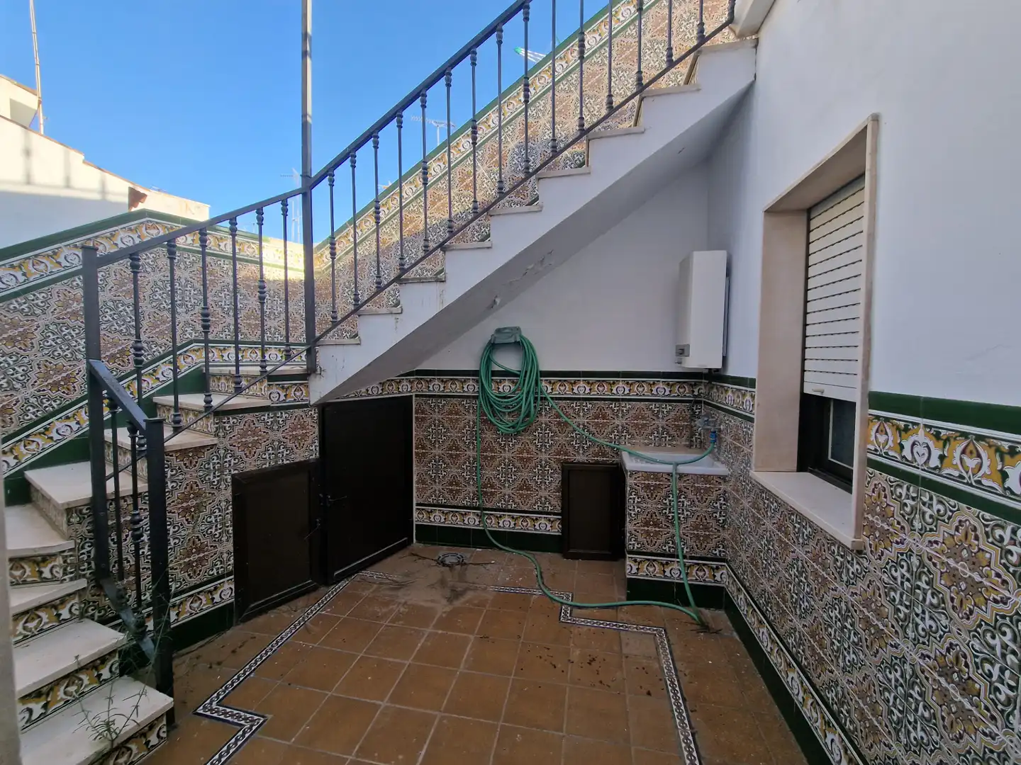 Pis en venda en Sanlúcar la Mayor amb Aire condicionat, Calefacció i Terrassa