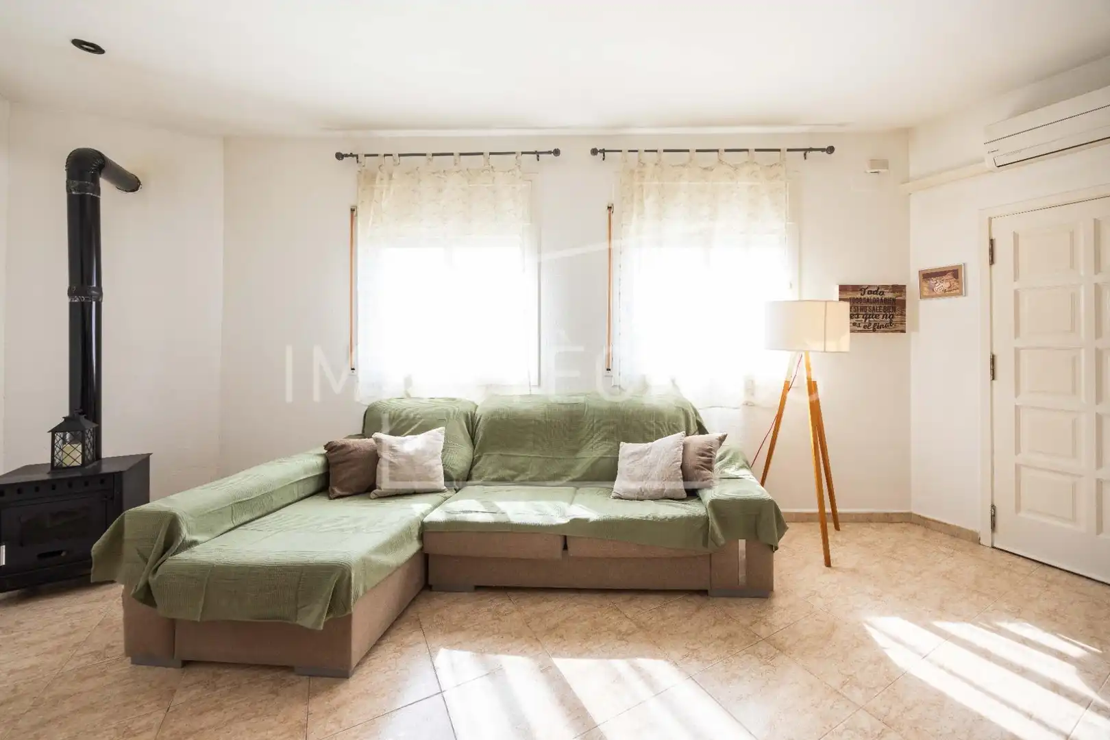 Sala d'estar de Casa o xalet en venda en Cànoves I Samalús