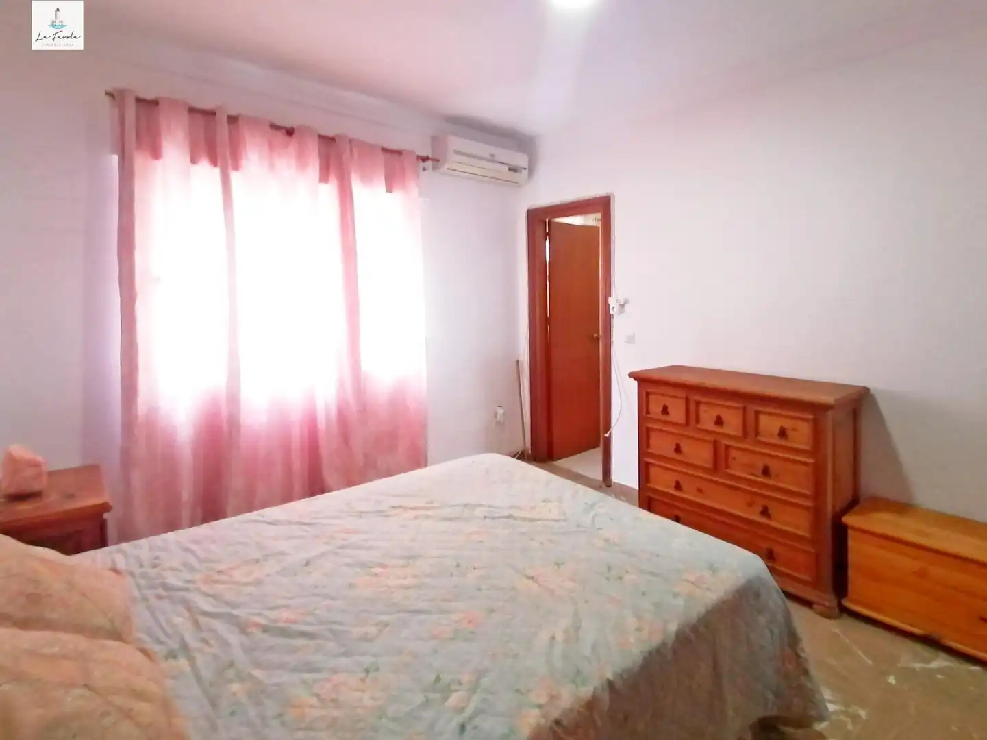 Dormitori de Casa adosada en venda en Cártama amb Aire condicionat i Traster