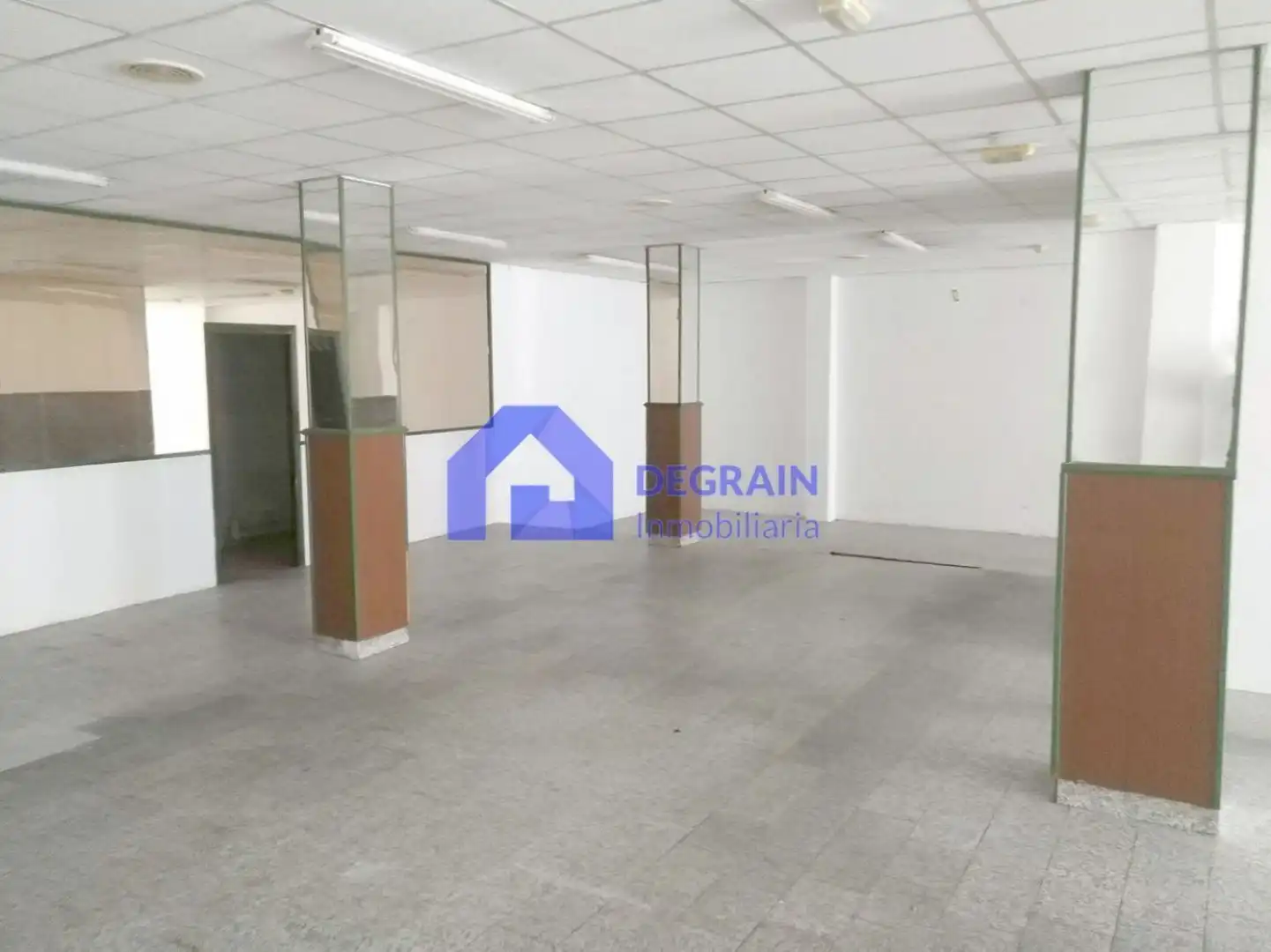 Local de lloguer en Sur