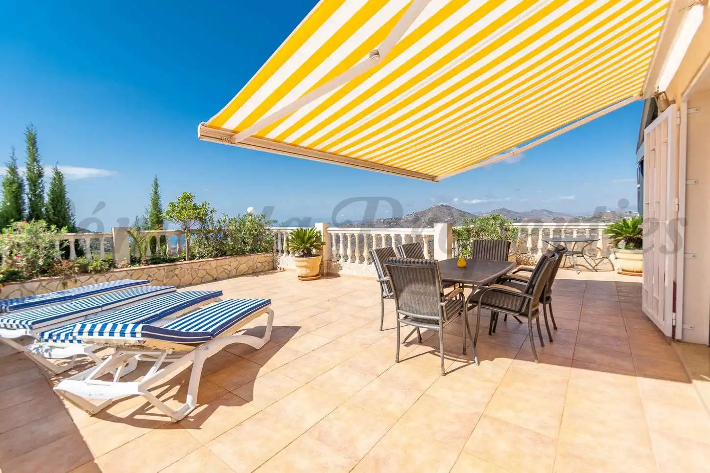 Casa con piscina in vendita a Cómpeta, imagen 10