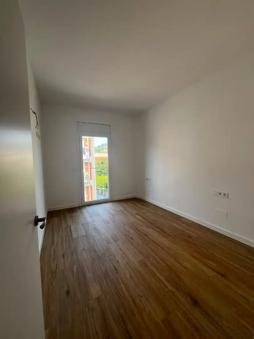 Schlafzimmer von Wohnung zur Miete in Olot mit Klimaanlage, Heizung und Ofen