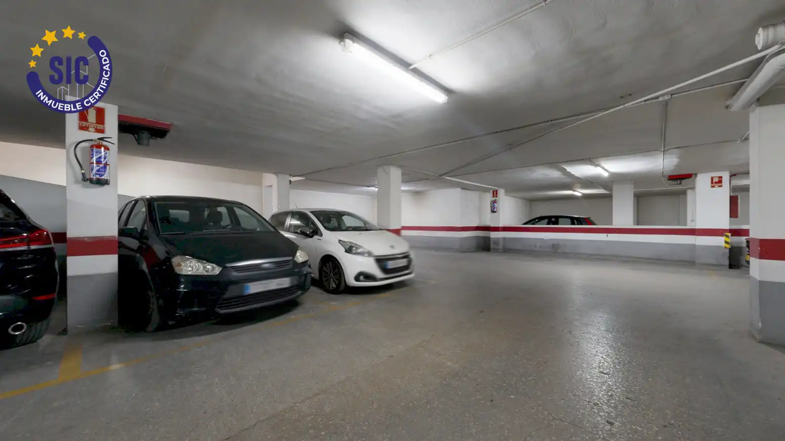 Parking of Flat for sale in Torrent  with Balcony