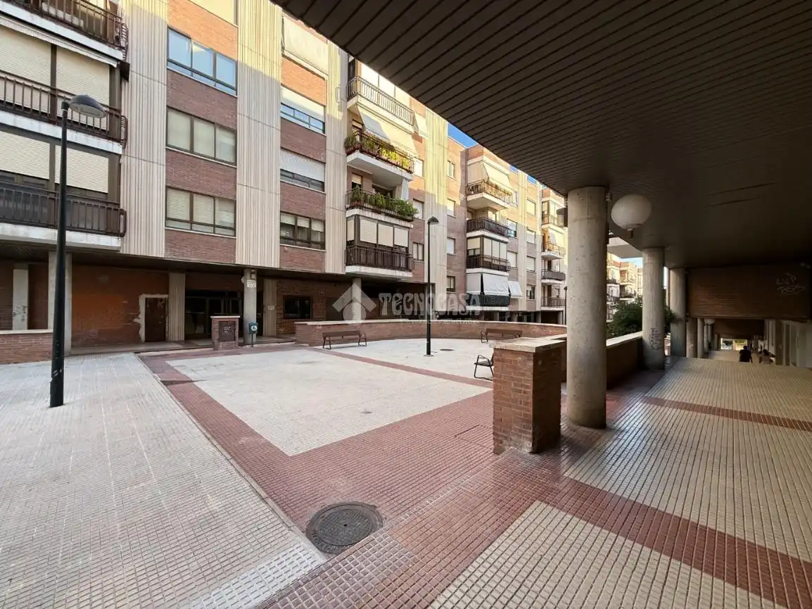 Gewerbefläche zum Verkauf in Constitución - Balconcillo