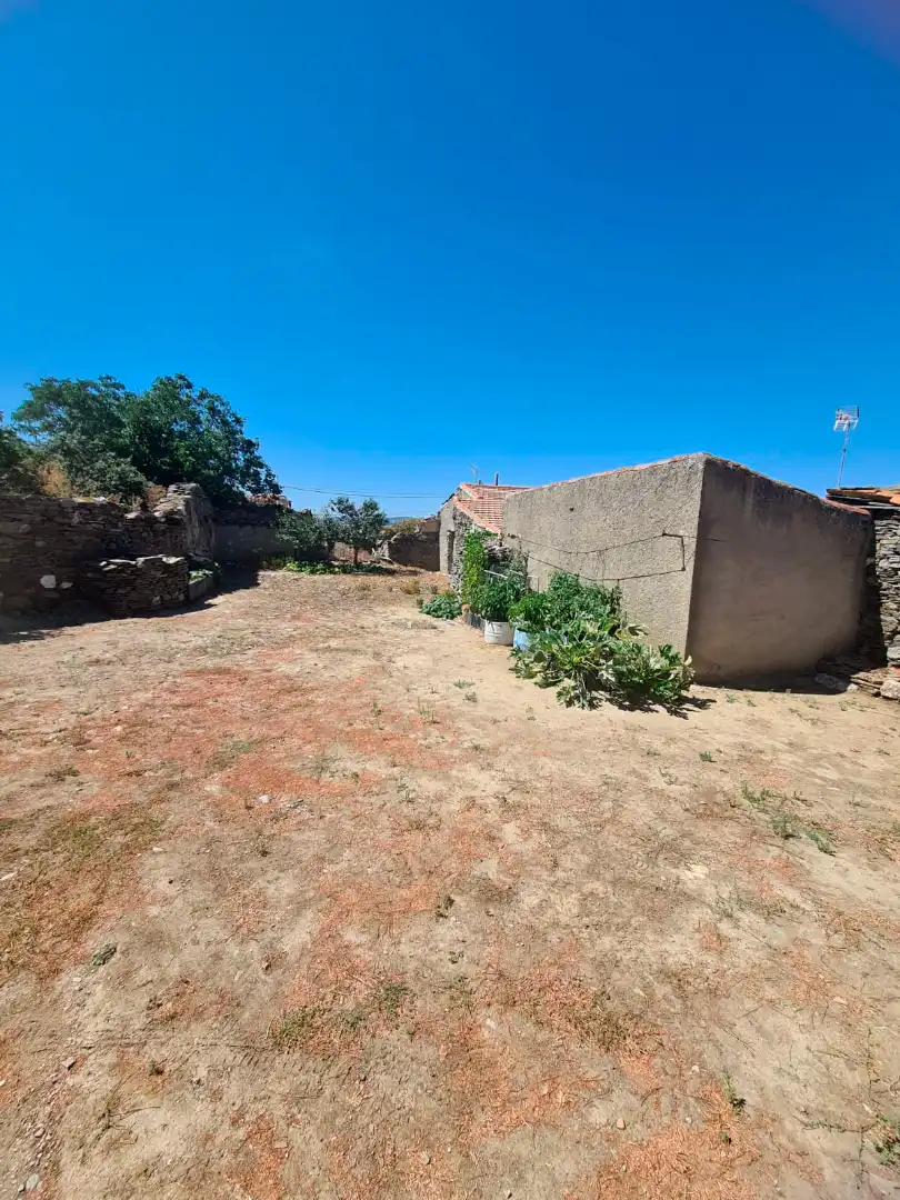 Industrial land for sale in Guijuelo