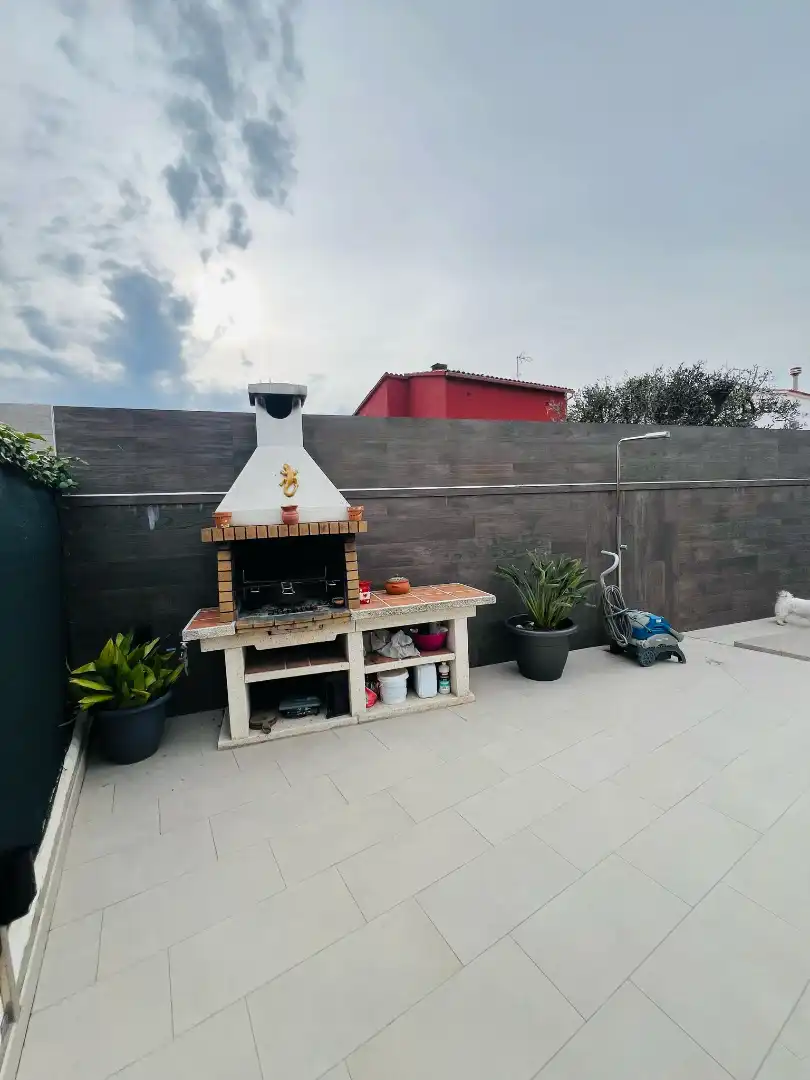 Terrassa de Casa o xalet en venda en Pineda de Mar amb Aire condicionat, Calefacció i Jardí privat