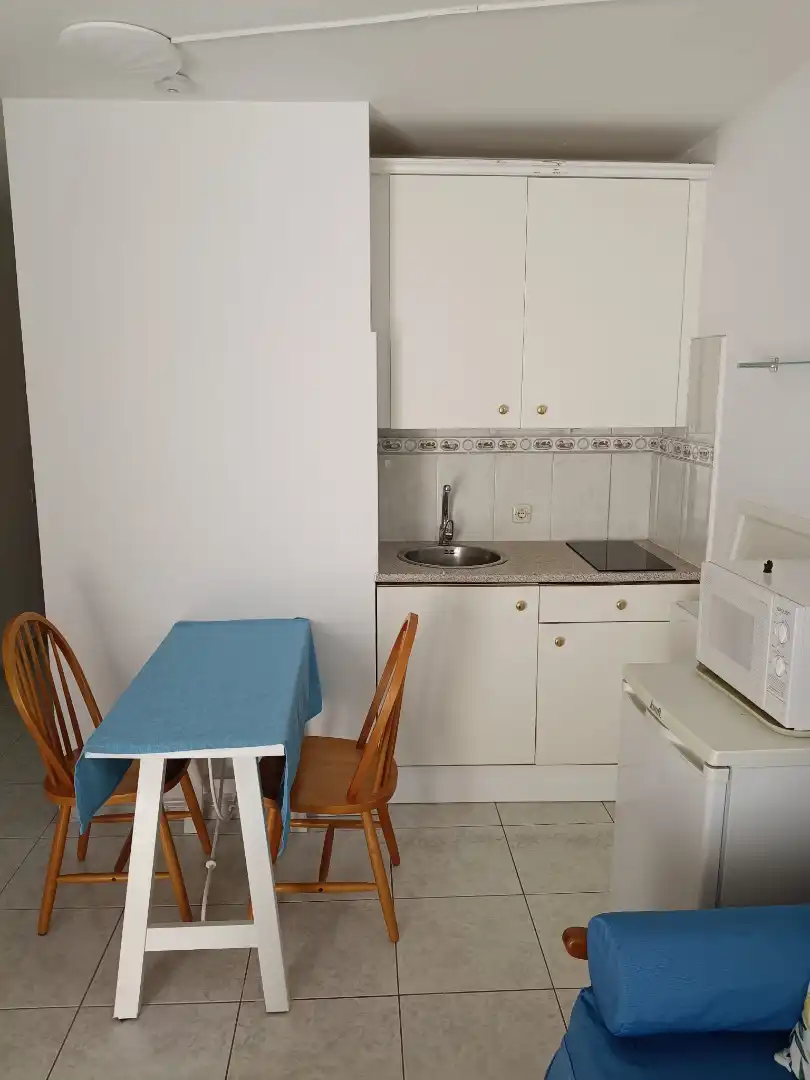 Cocina de Estudio de alquiler en Arona con Terraza, Amueblado y Lavadora
