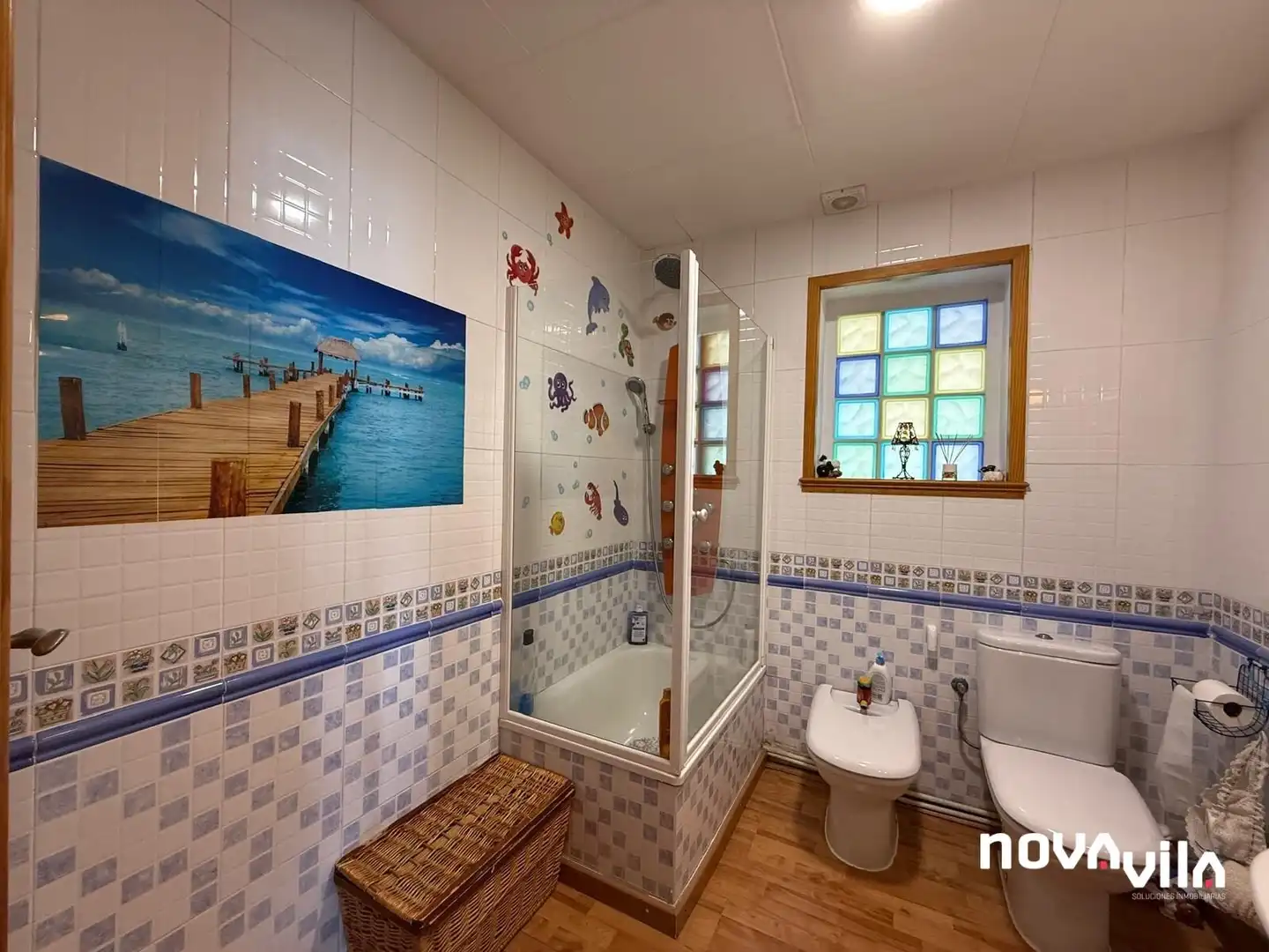 Bathroom of Houses for sale in Pineda de Mar  with Parquet flooring