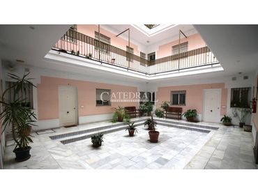 Apartament amb ascensor en venda a Calle Teodosio