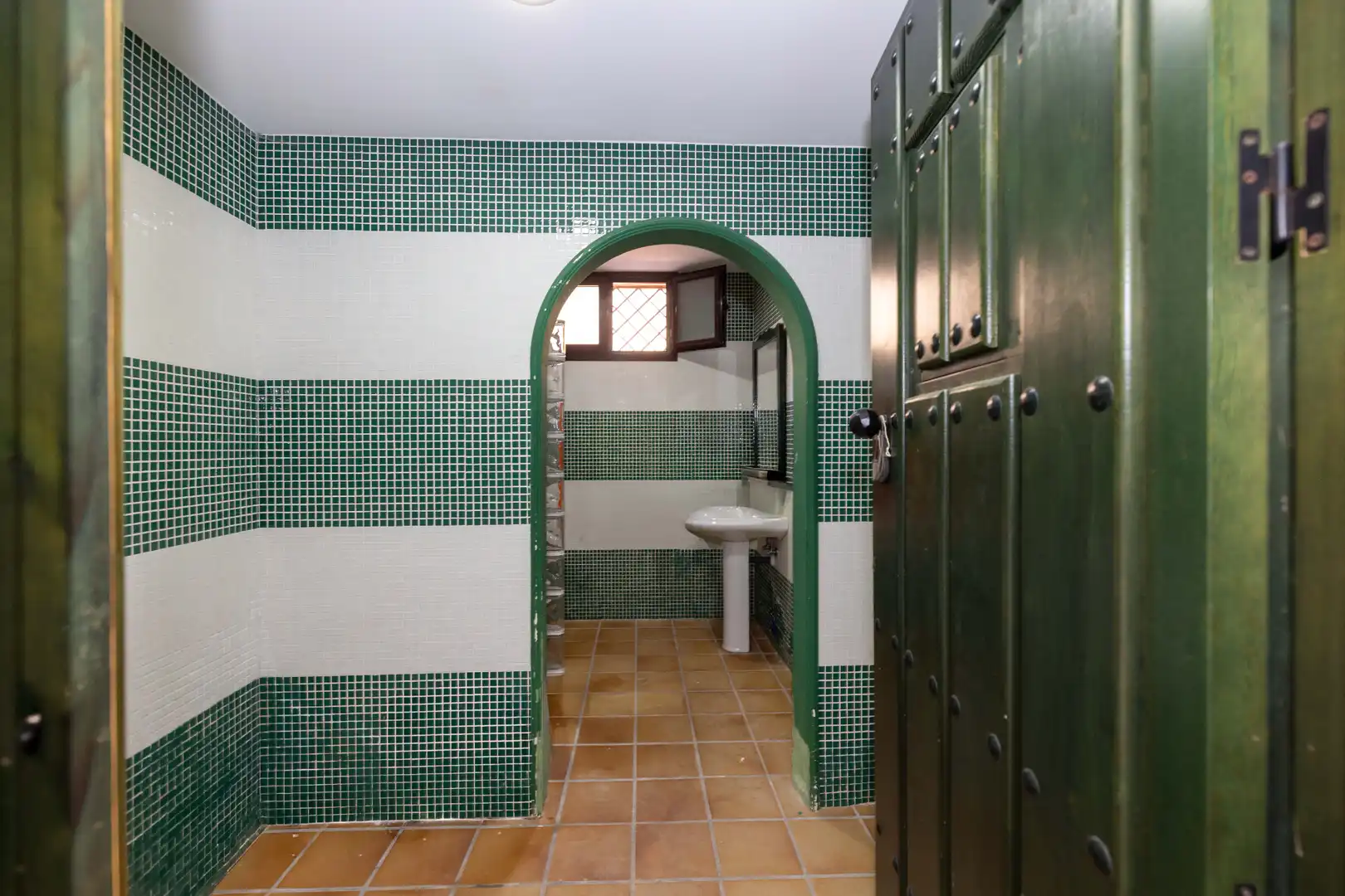 Badezimmer von Haus oder Chalet zum Verkauf in Málaga mit Klimaanlage, Heizung und Privatgarten
