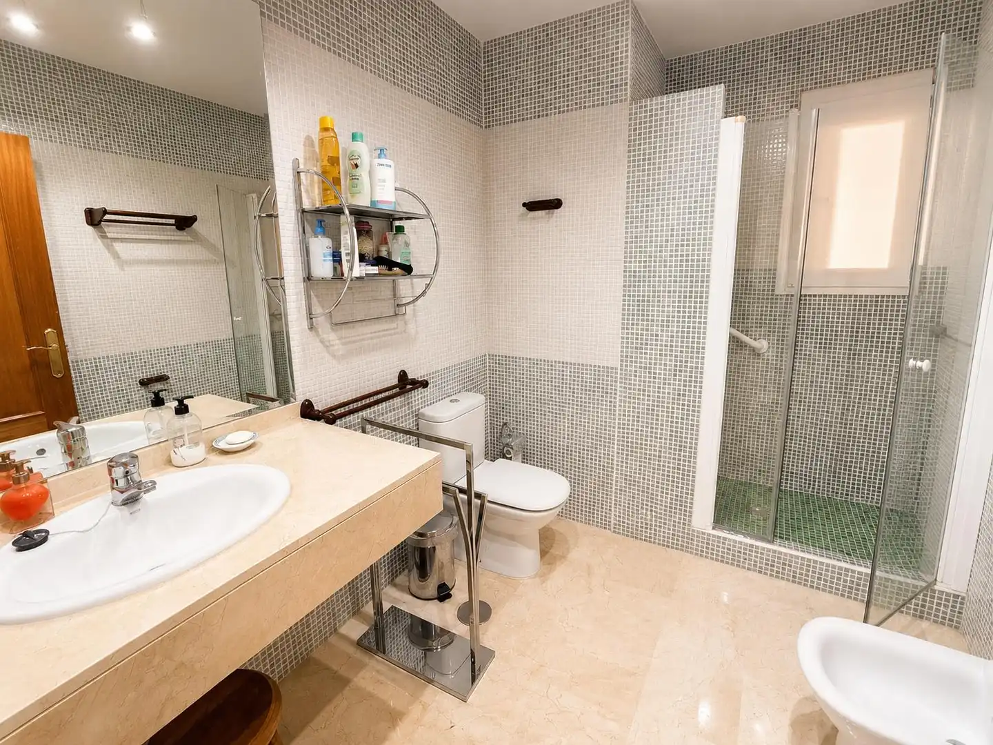 Bathroom of Flat for sale in Benalmádena  with Air Conditioner, Terrace and Furnished