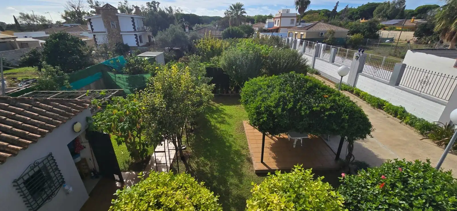 Jardí de Casa o xalet en venda en El Puerto de Santa María amb Aire condicionat, Jardí privat i Terrassa