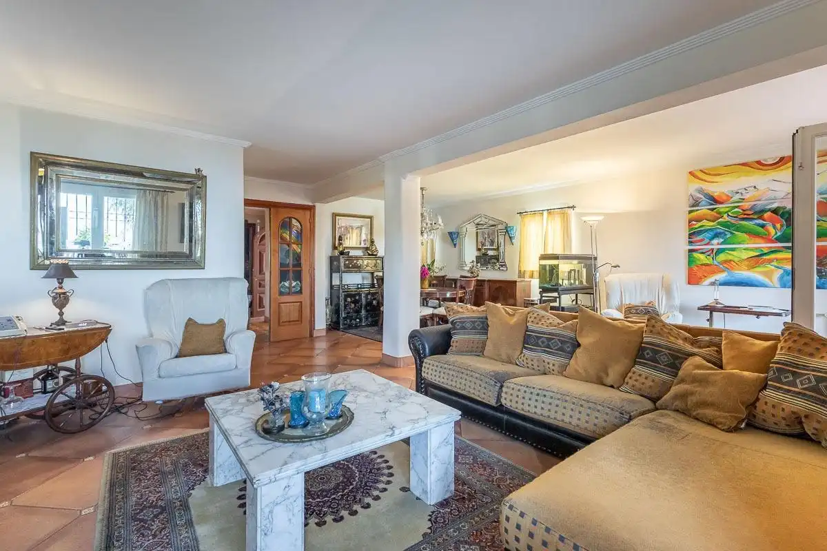 Sala de estar de Casa o chalet en venta en Almuñécar con Aire acondicionado, Calefacción y Jardín privado