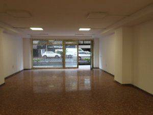 Local comercial en Alquiler en Avenida Rafael Cabrera en Triana