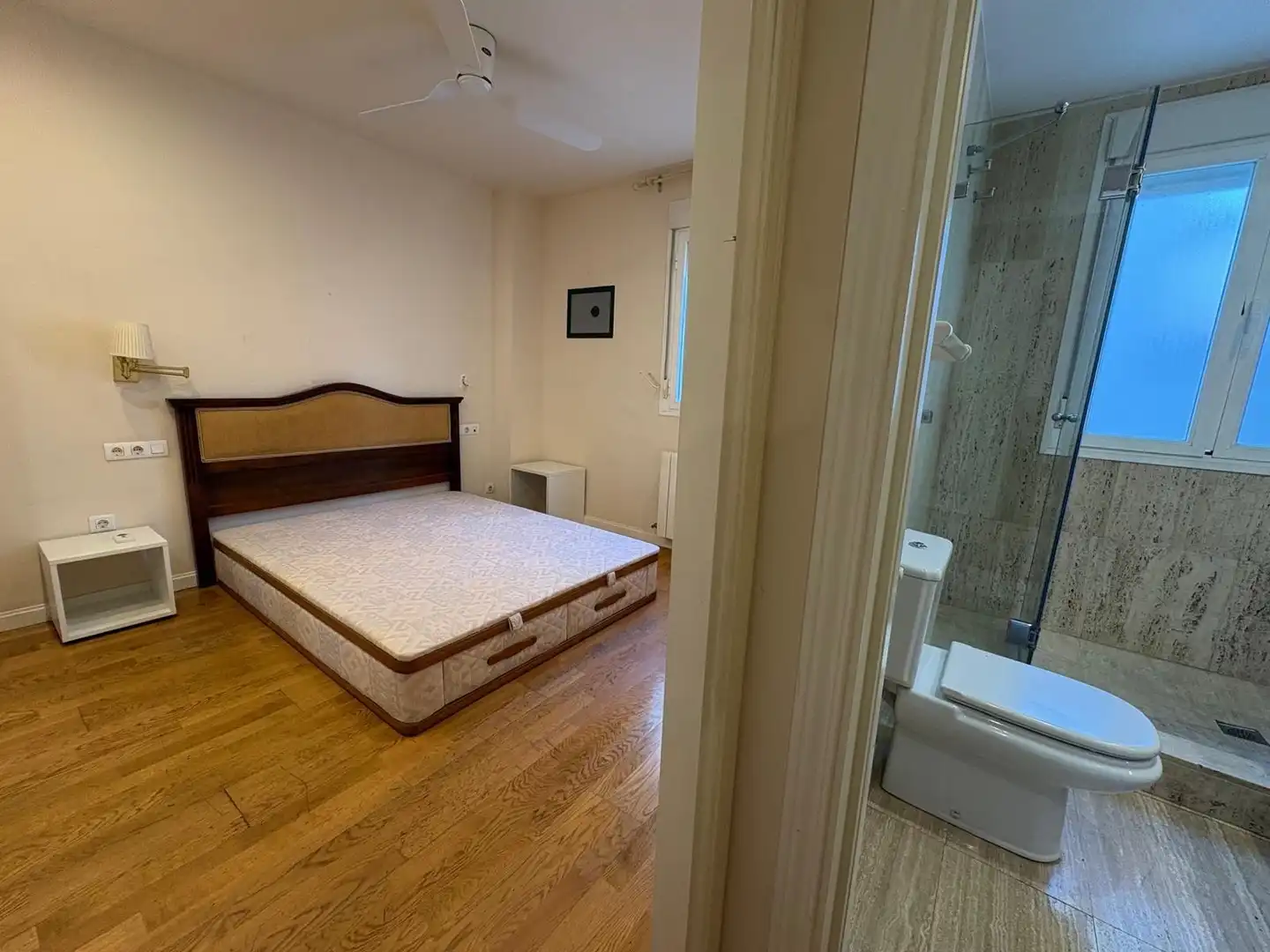 Schlafzimmer von Wohnung zum Verkauf in Córdoba mit Klimaanlage, Heizung und Terrasse