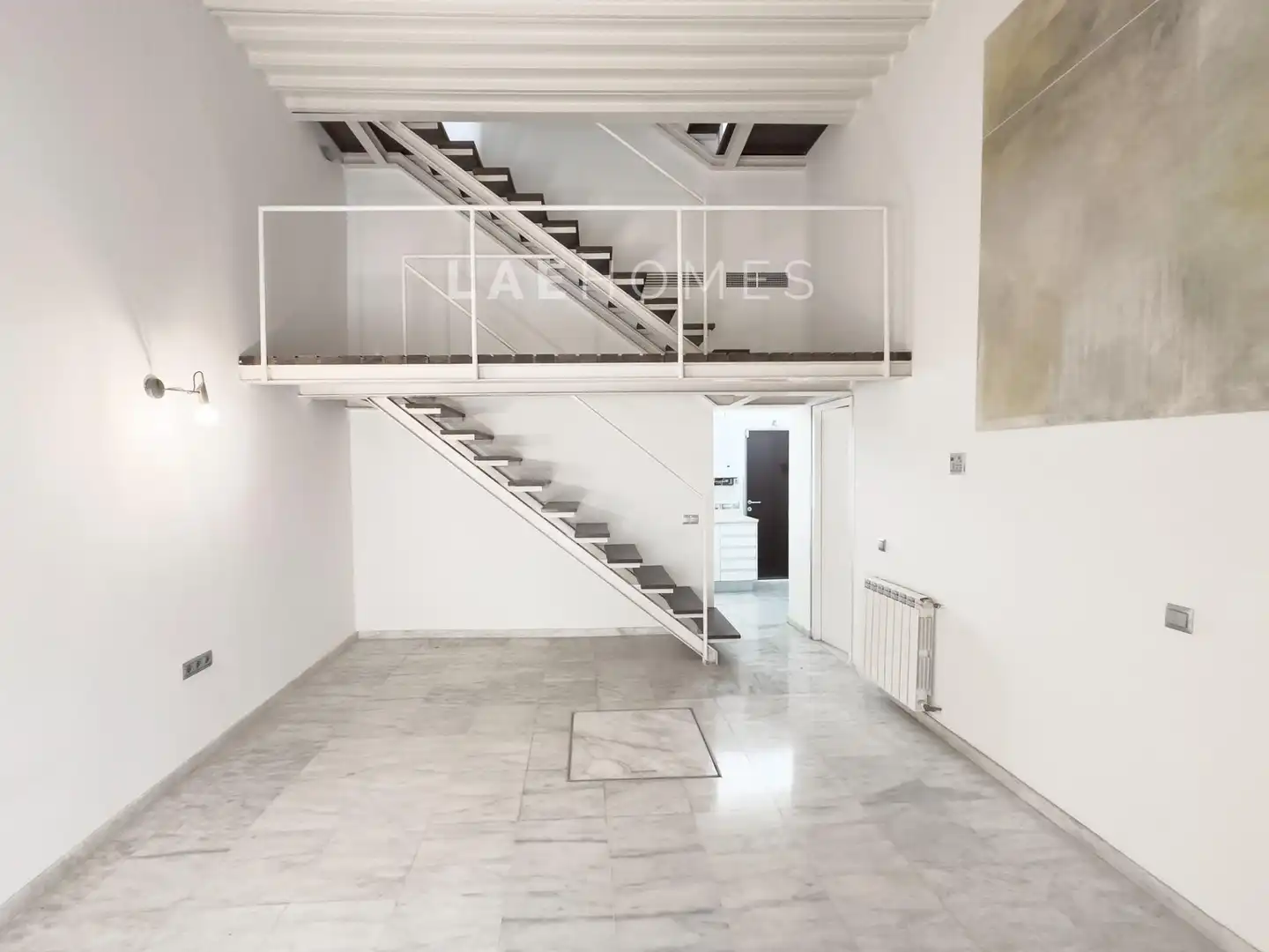 Maisonette zum Verkauf in Sevilla mit Klimaanlage, Heizung und Terrasse