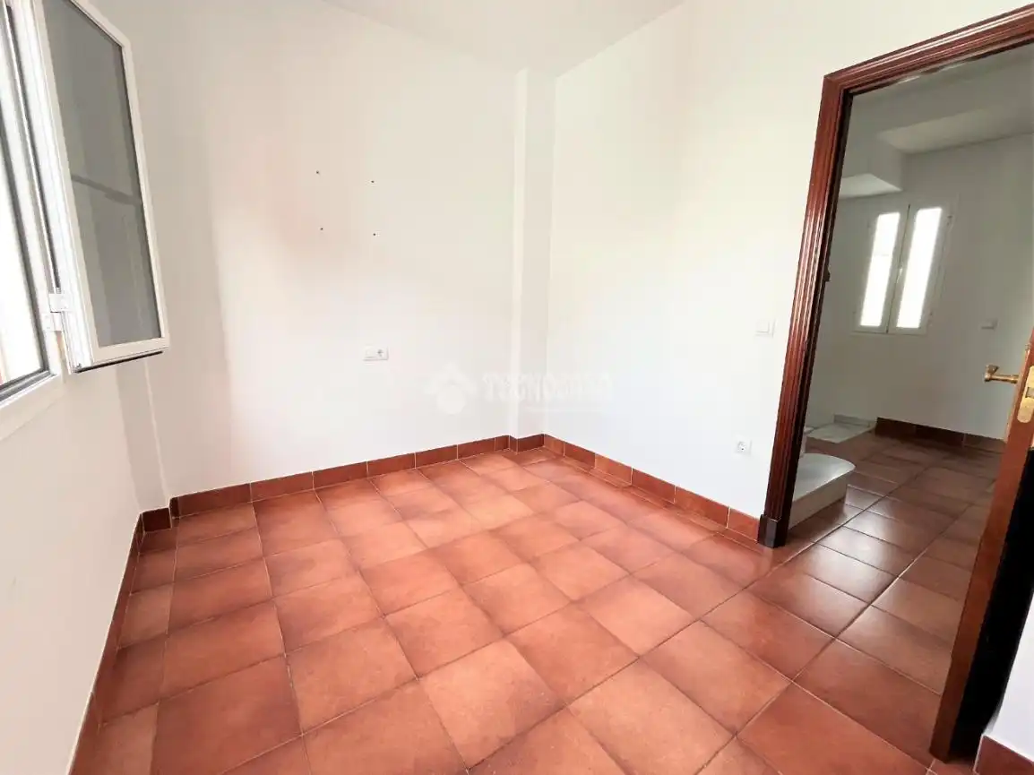 Casa adosada en venda en San Fernando amb Terrassa i Balcó