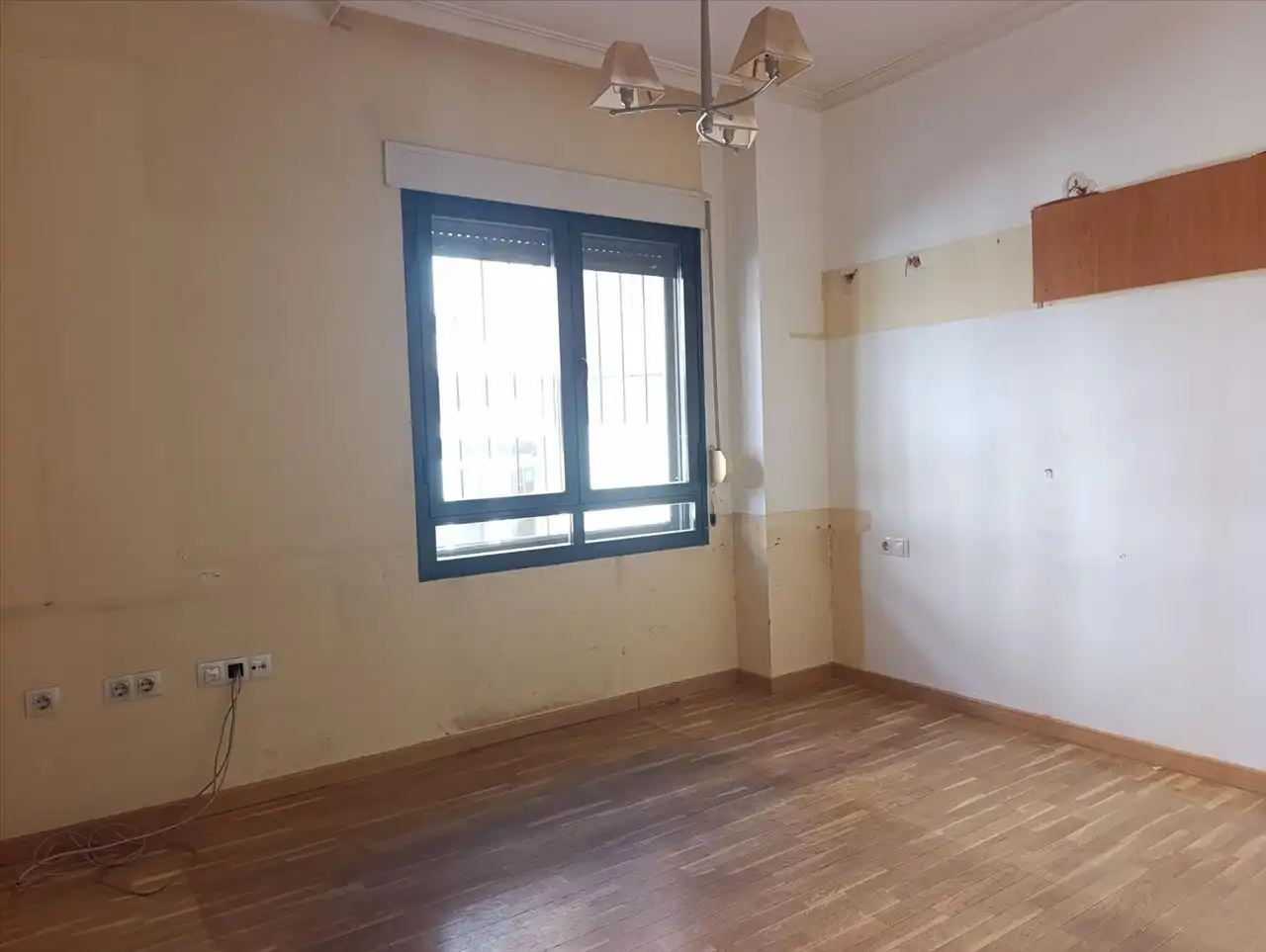 Habitación de Piso en venta en Ciudad Real con Calefacción, Parquet y Trastero