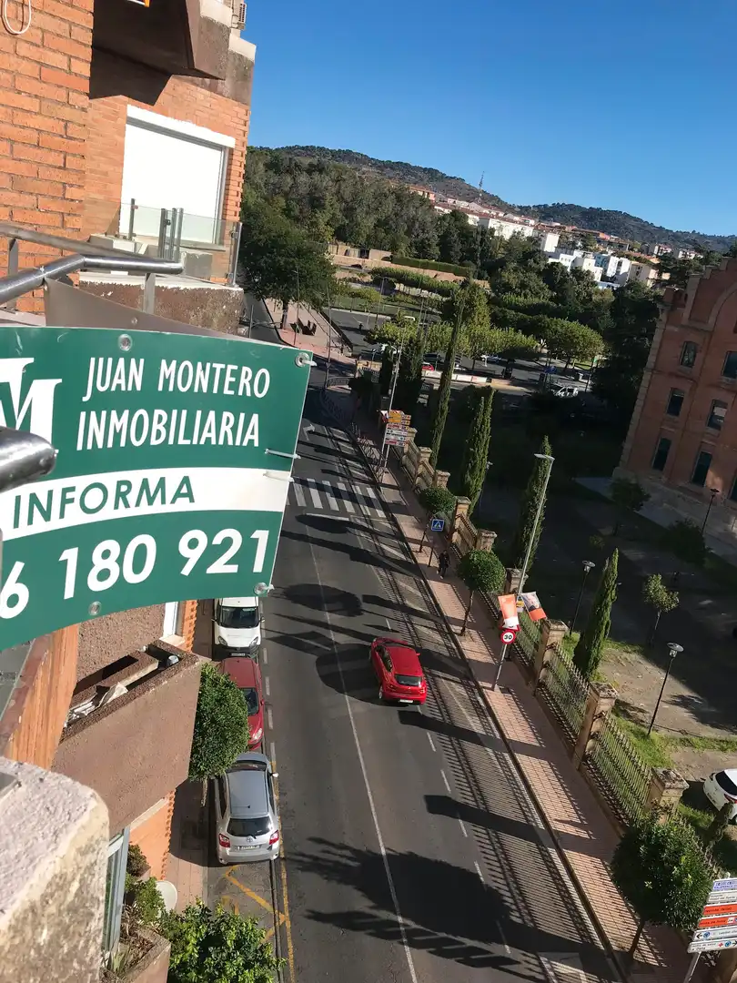 Piso de alquiler en Avenida Juan Carlos I, 22, Centro Ciudad