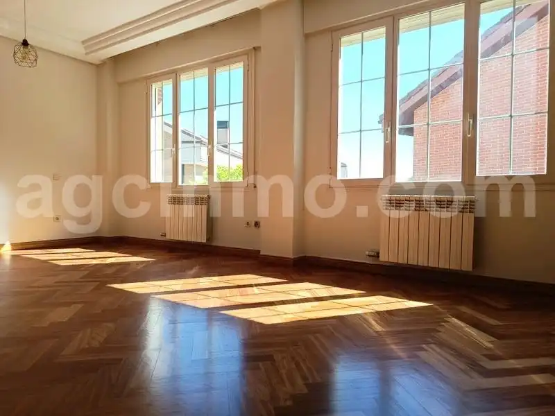 Sala de estar de Casa o chalet en venta en Simancas, Valladolid