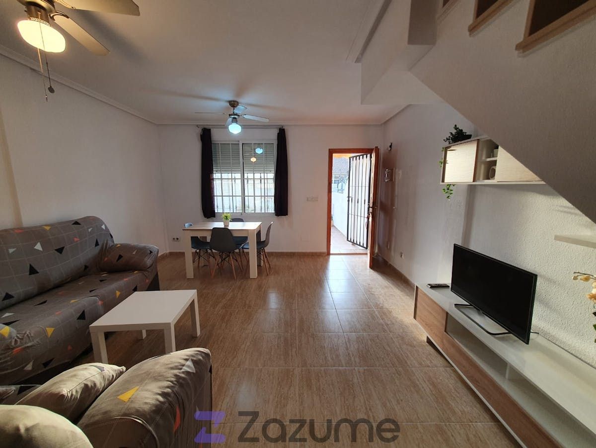 Sala d'estar de Casa adosada de lloguer en Pilar de la Horadada amb Aire condicionat, Calefacció i Parquet