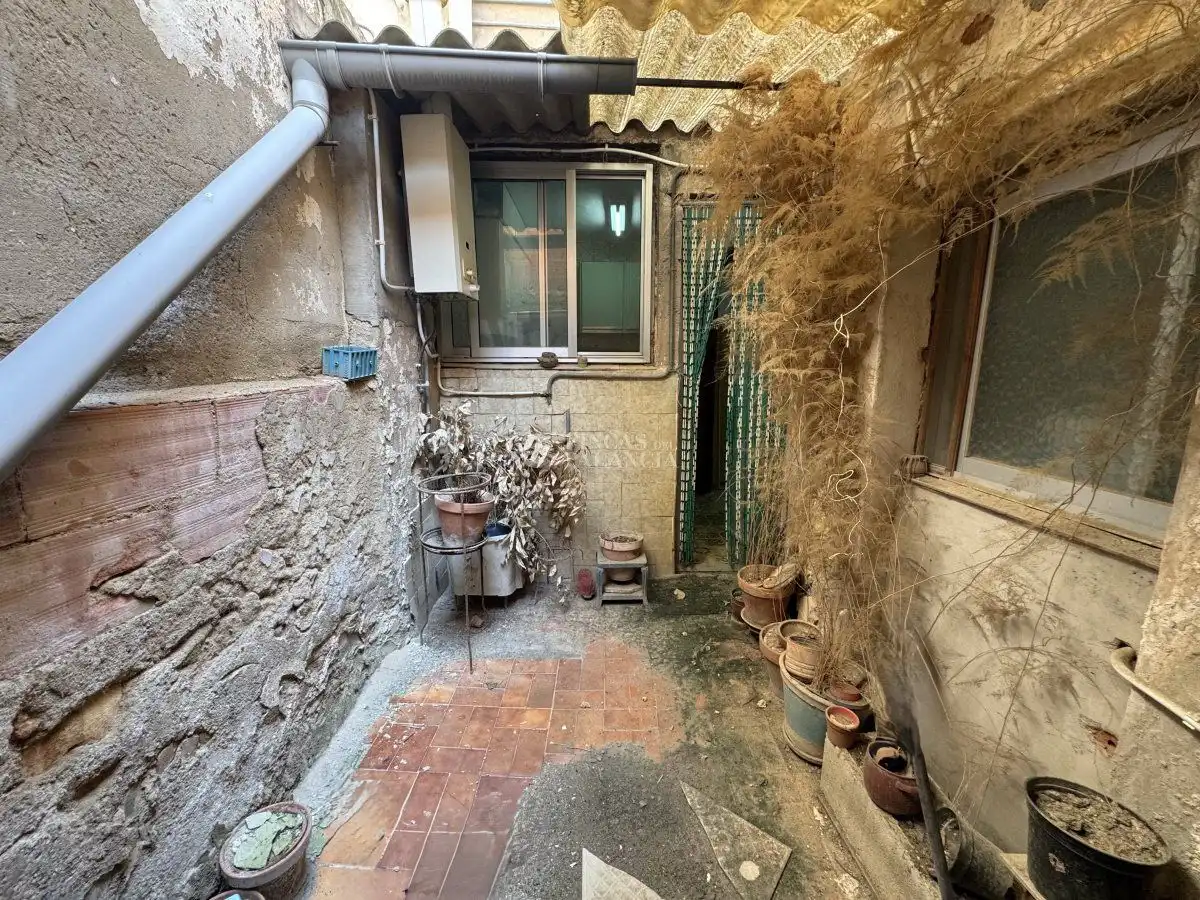 Casa o chalet en venta en Soneja con Terraza, Trastero y Balcón