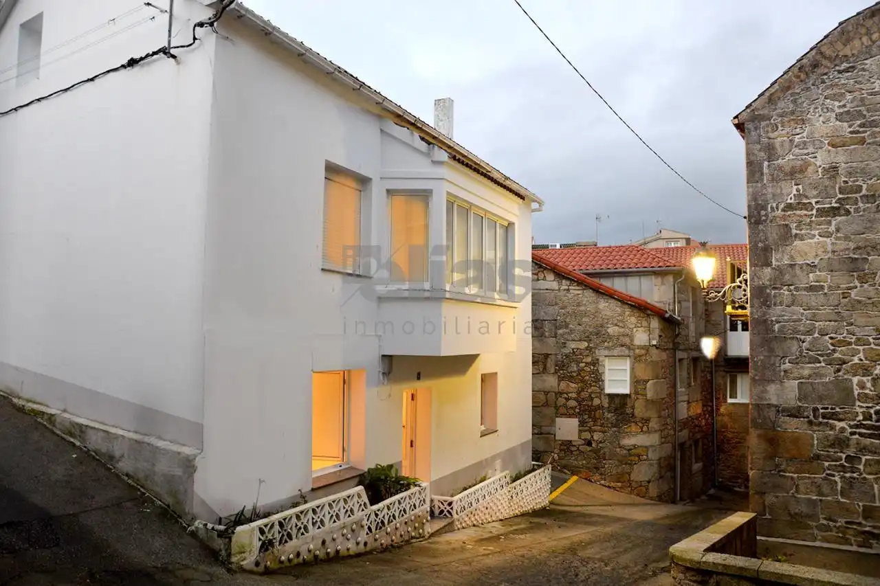 Exterior view of Houses for sale in Laxe