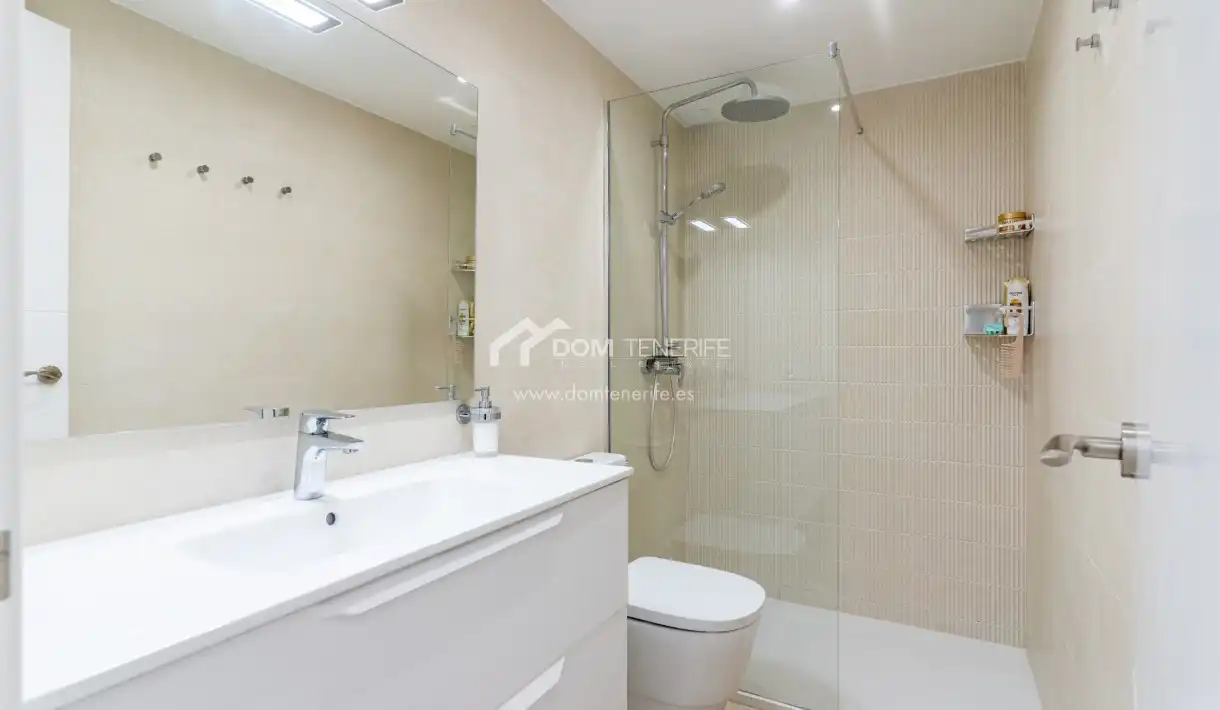 Baño de Casa o chalet en venta en Arona con Aire acondicionado, Terraza y Trastero