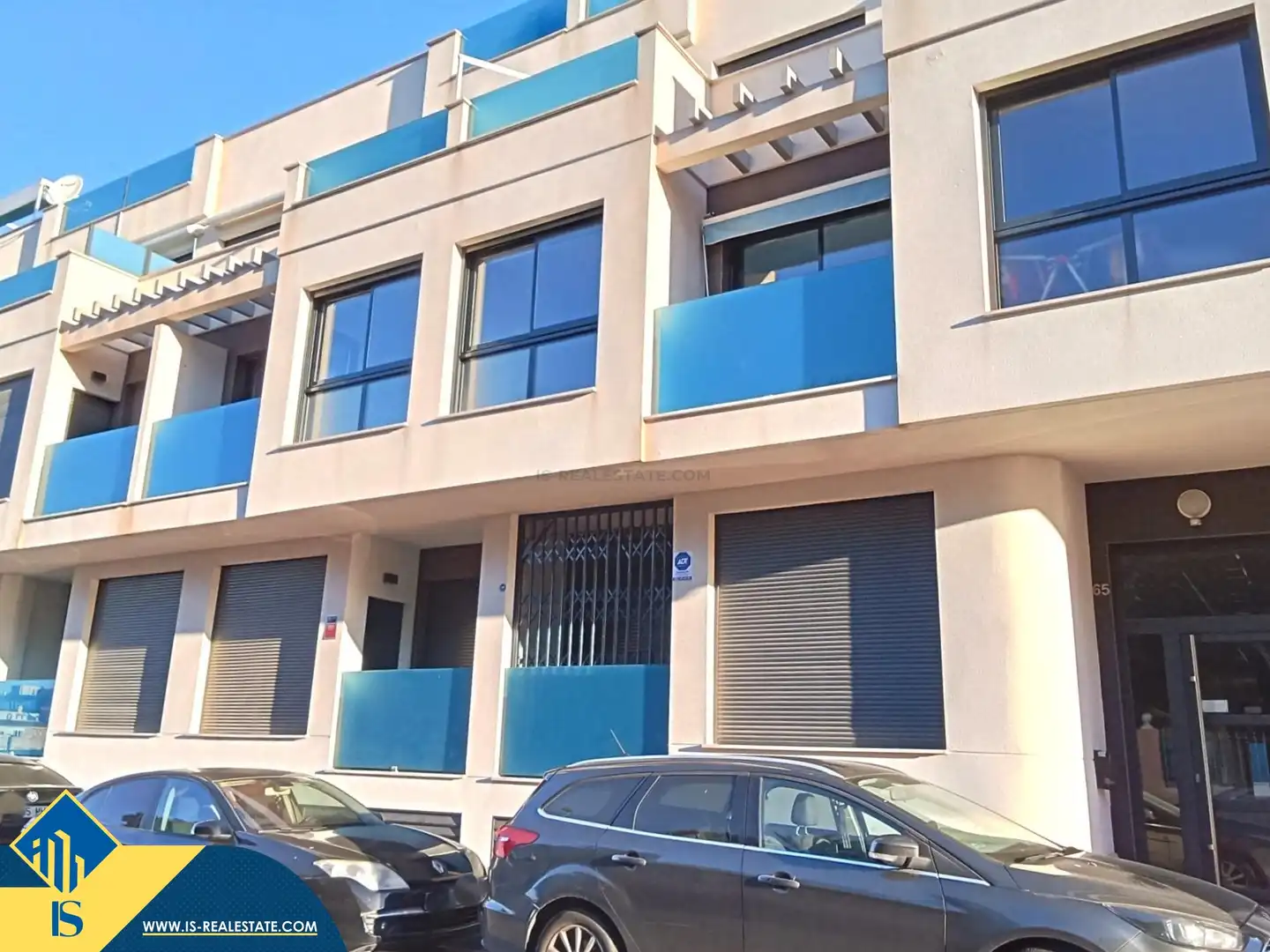 Flat with pool for sale in Playa del Cura
