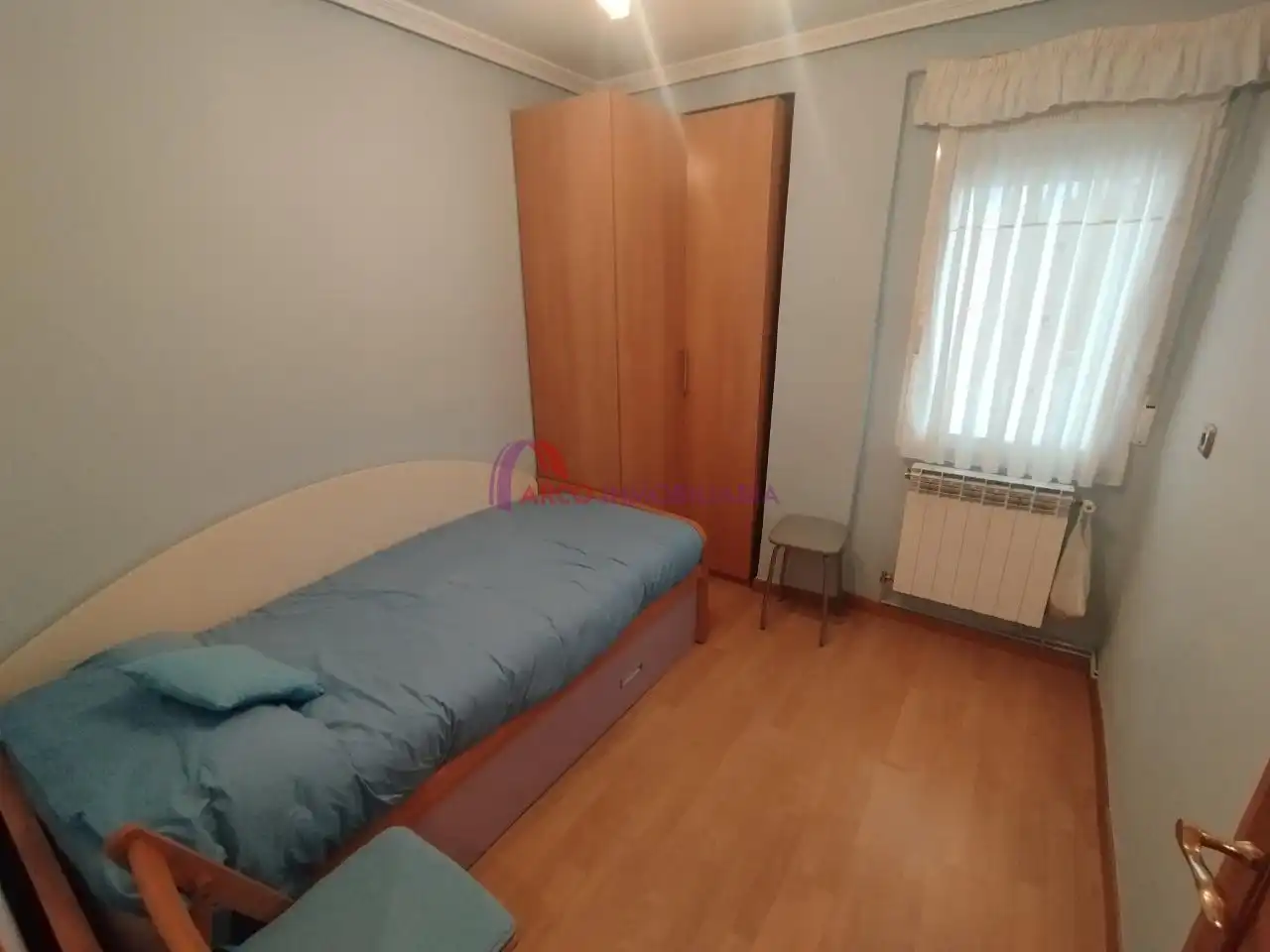 Schlafzimmer von Wohnung zum Verkauf in Burgos mit Heizung