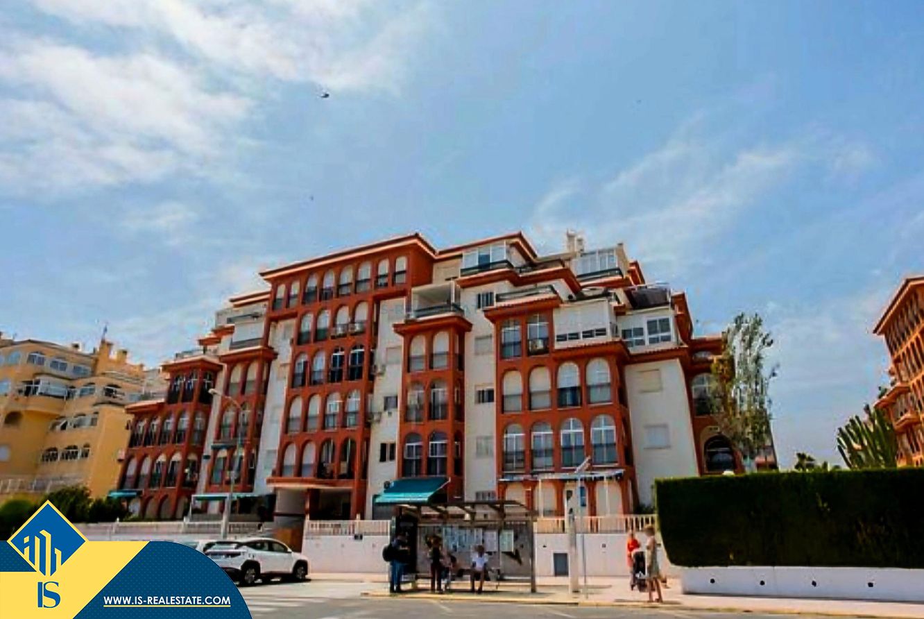 Exterior view of Study for sale in Torrevieja  with Heating, Terrace and Furnished