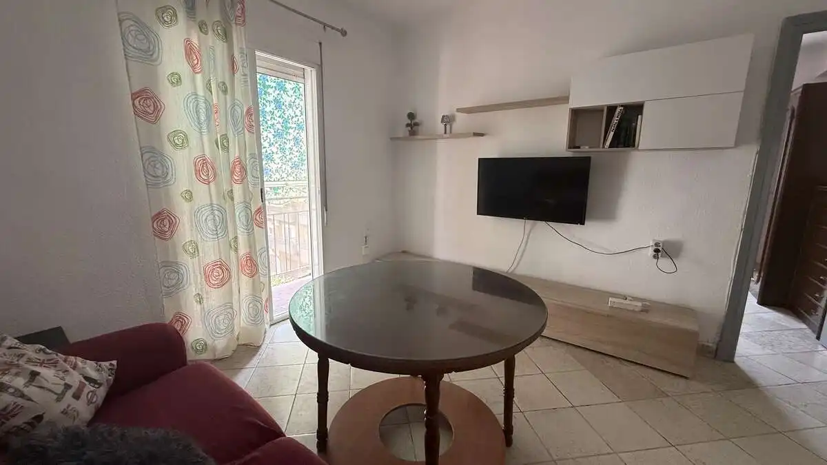 Living room of Flat for rent in Granada  with Furnished and Balcony