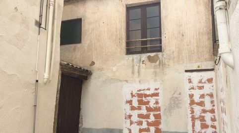 Casa de pueblo y piso en Mora la Nova Tarragona