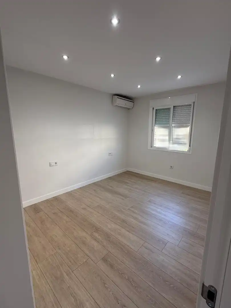 Flat for sale in Córdoba  with Air Conditioner and Terrace
