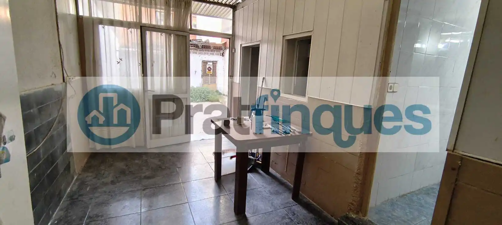Houses for sale in Centre