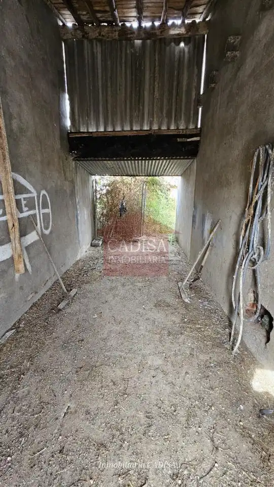 Casa o chalet en venta en Calvarrasa de Abajo con Jardín privado, Trastero y Amueblado